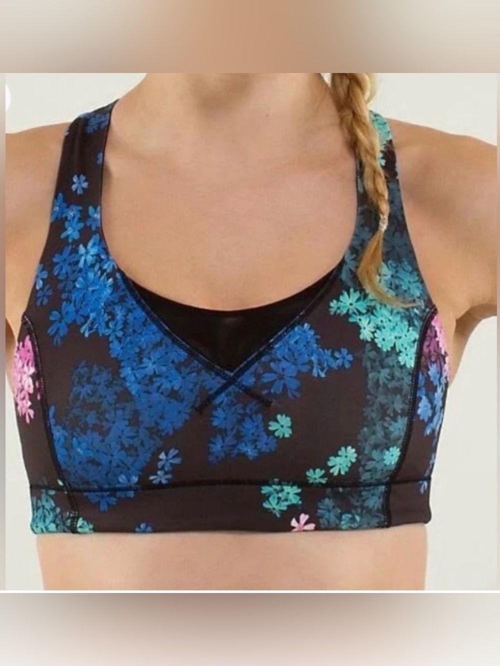 Lululemon In A Flash Sports Bra in Petal Pop Floral Print - size 8